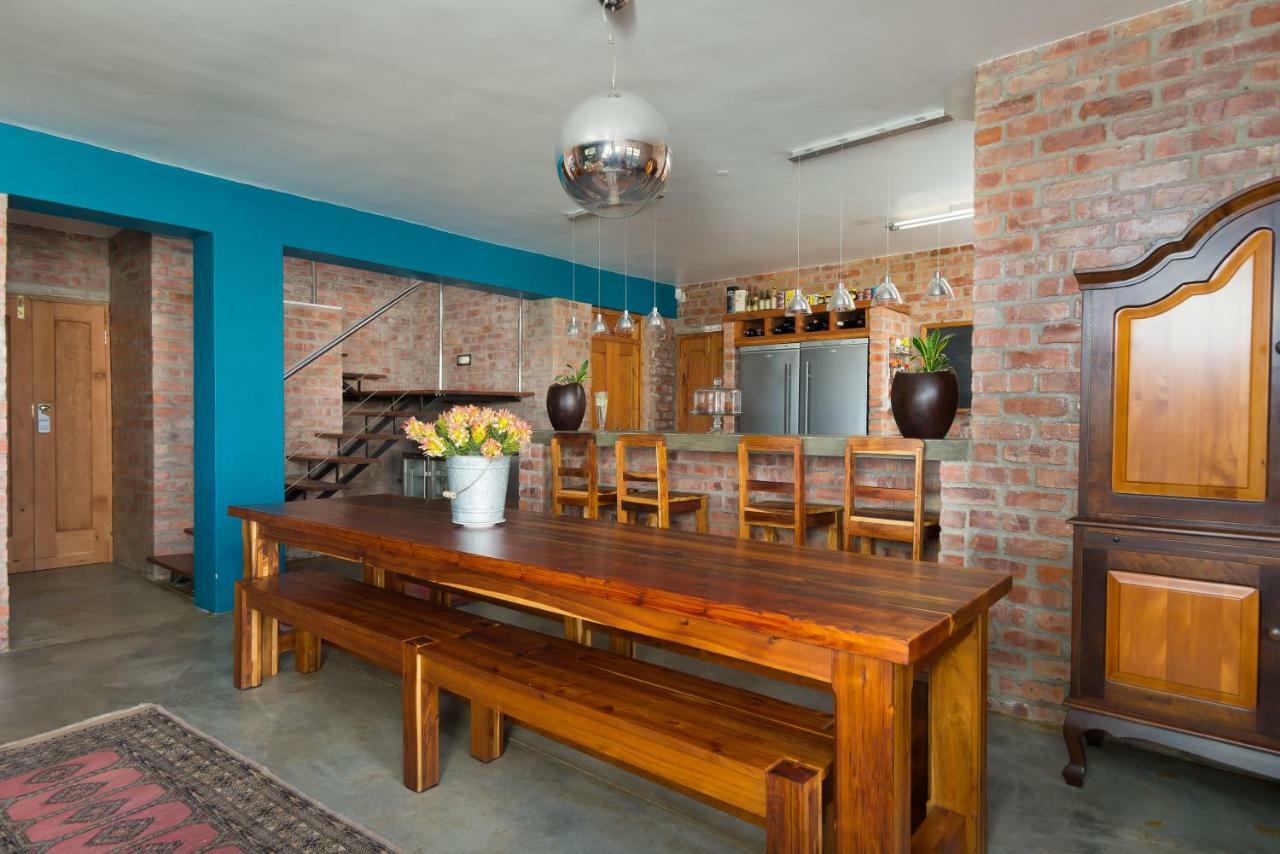 Stay At Friends Economic Rooms Malkopvlei Bagian luar foto