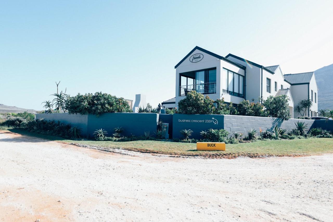 Stay At Friends Economic Rooms Malkopvlei Bagian luar foto
